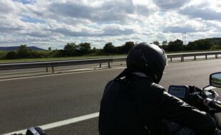 Viaggiare in moto con BikerSeason - Nuovi Turismi e il gusto del biker